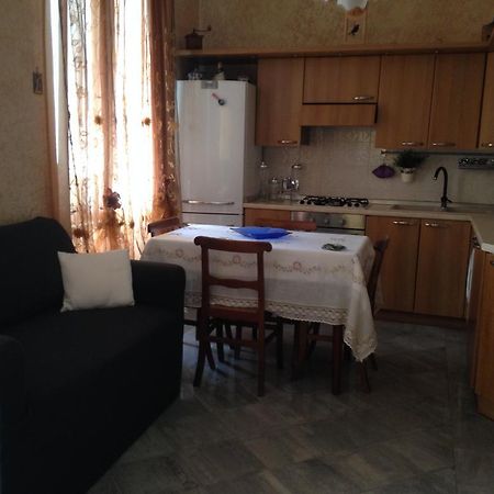 Casa Vacanza "Marina San Giuseppe" Apartment เวนติมิญา ภายนอก รูปภาพ