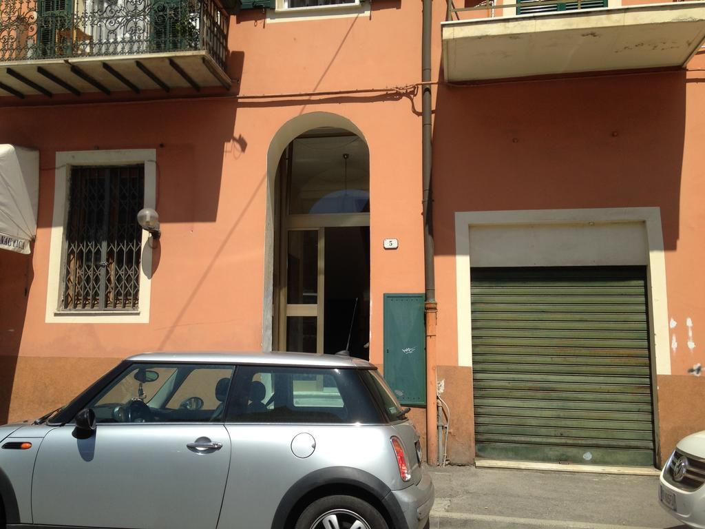 Casa Vacanza "Marina San Giuseppe" Apartment เวนติมิญา ภายนอก รูปภาพ